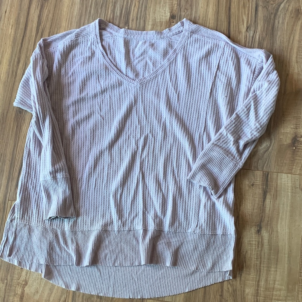 Women's V-Neck Ribbed Top - Light Purple